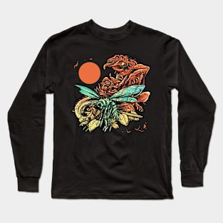 lizard on moon Long Sleeve T-Shirt